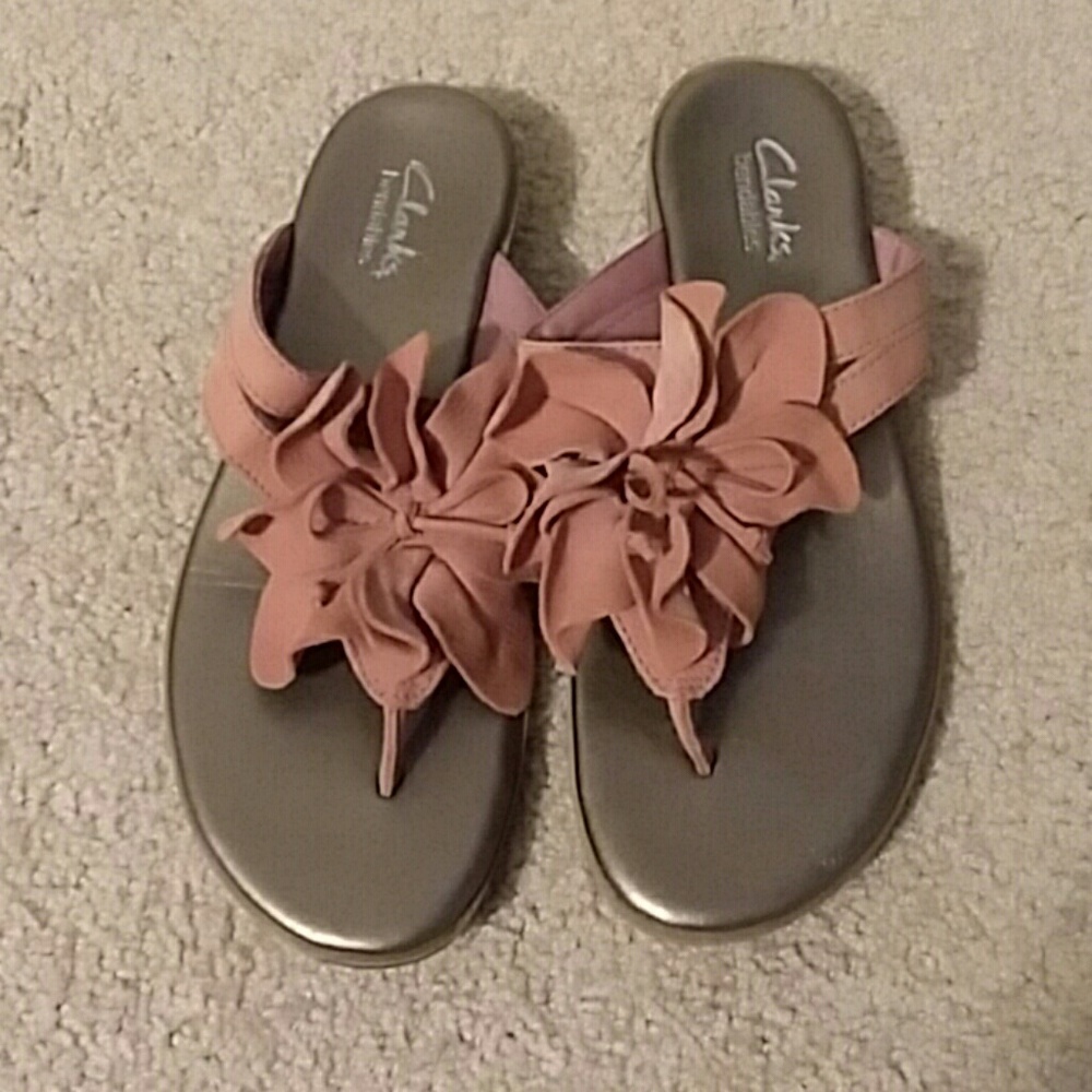 Clark's Bendable Flops